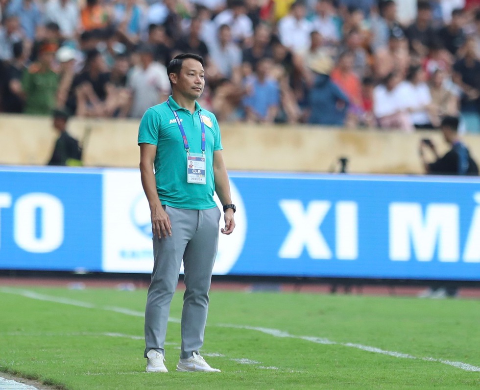 Thiên Trường 'mở hội', CLB Nam Định sớm giành chức vô địch V-League: Vui sao nước mắt lại trào!- Ảnh 14.