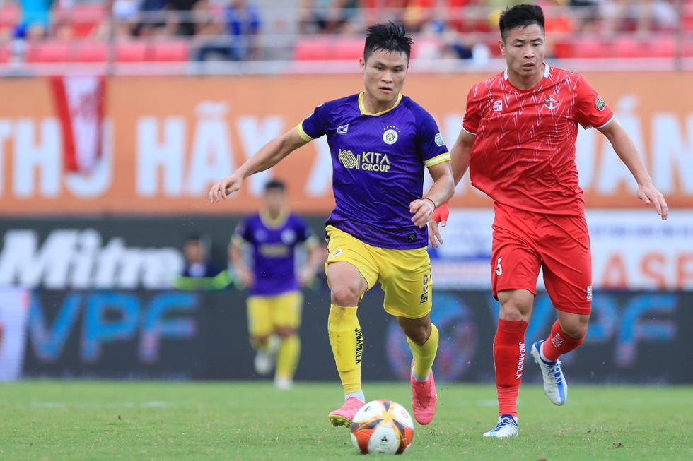 Phạm Tuấn Hải được CLB Hà Nội ký tiếp 3 năm, sắp ra nước ngoài thi đấu

- Ảnh 5.