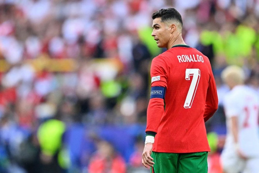 Ronaldo càng mờ nhạt, đội tuyển Bồ Đào Nha… càng mạnh
- Ảnh 2.