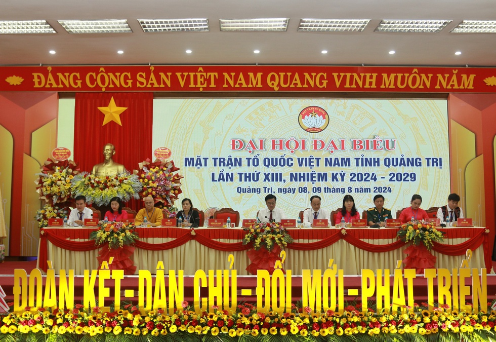 Ông Đào Mạnh Hùng tái đắc cử Chủ tịch Ủy ban MTTQ Việt Nam tỉnh Quảng Trị- Ảnh 1.