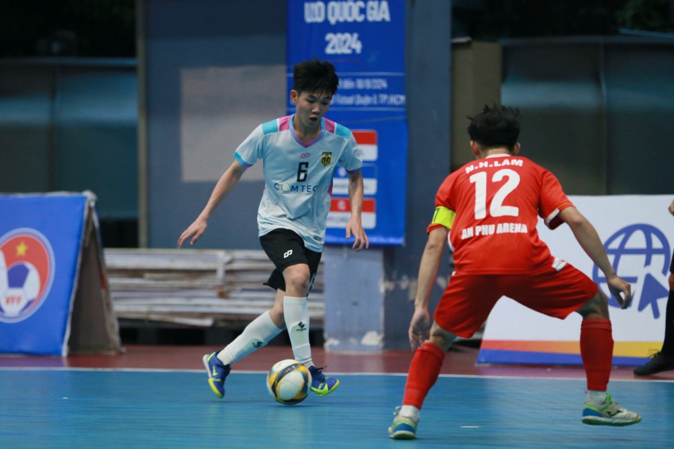 Giải futsal vô địch U.20 quốc gia: U.20 Đạt Vĩnh Tiến mất ngôi đầu- Ảnh 2.