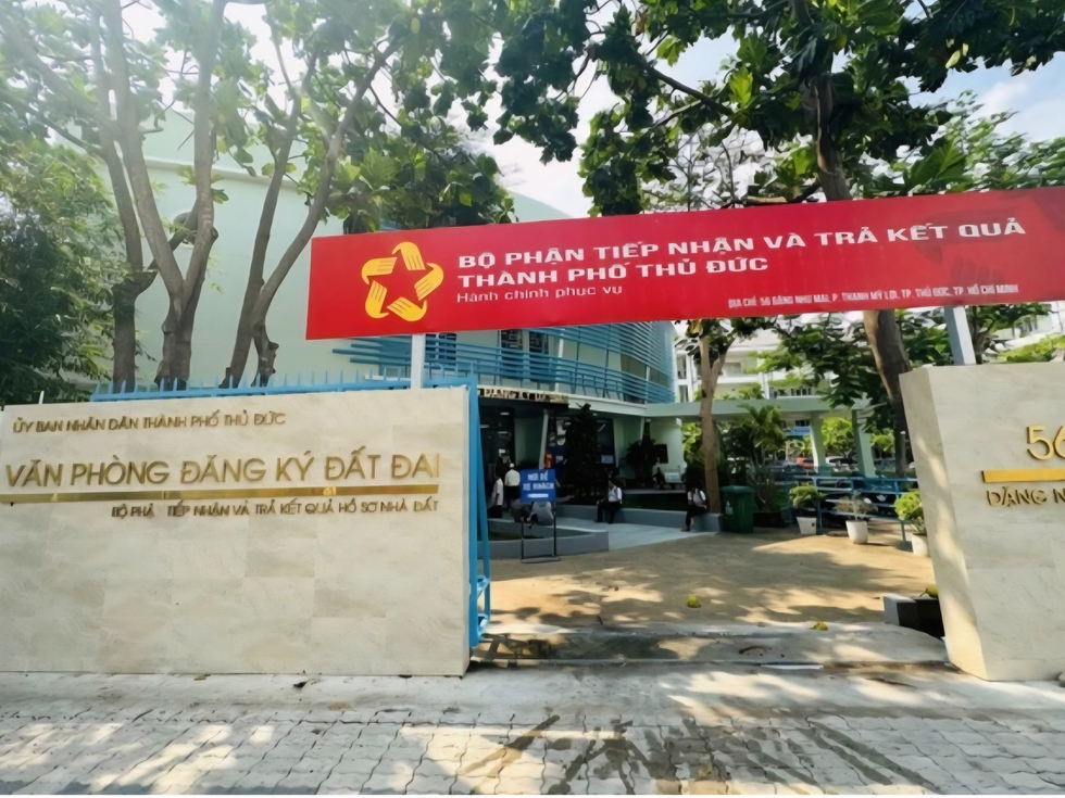Sắp xếp văn phòng đăng ký đất đai: Tổ chức lại quyền lực và dữ liệu?- Ảnh 1. Sắp xếp văn phòng đăng ký đất đai: Tổ chức lại quyền lực và dữ liệu?- Ảnh 1.