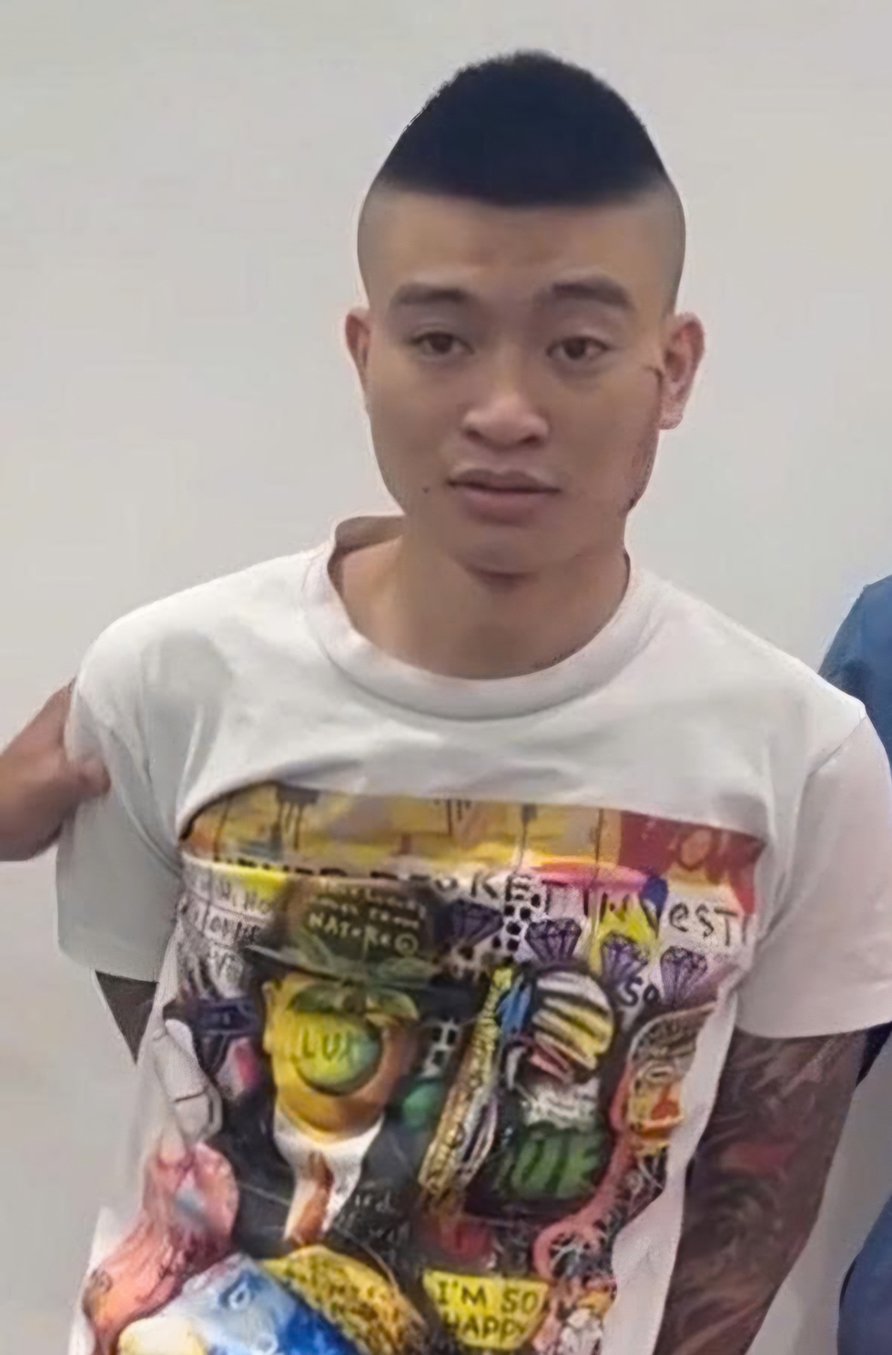 Hẹn xem hàng rao bán trên mạng rồi cướp…