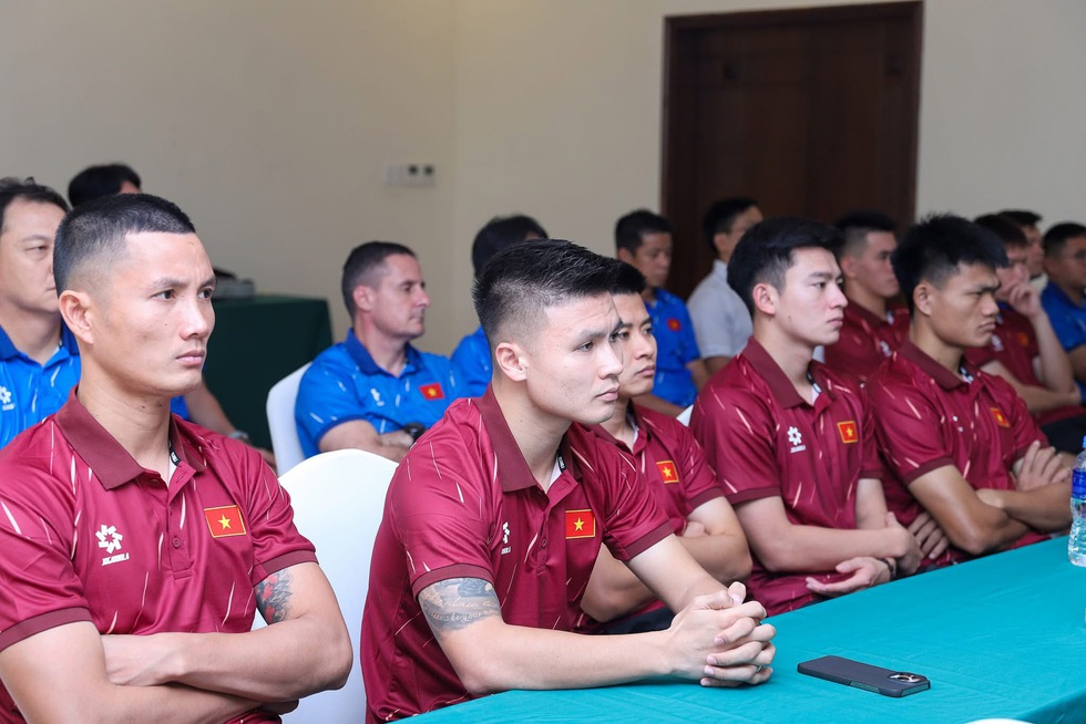 Chủ tịch VFF Trần Quốc Tuấn ch&uacute;c mừng Xu&acirc;n Son, muốn đội tuyển Việt Nam l&agrave;m được điều đặc biệt- Ảnh 5.