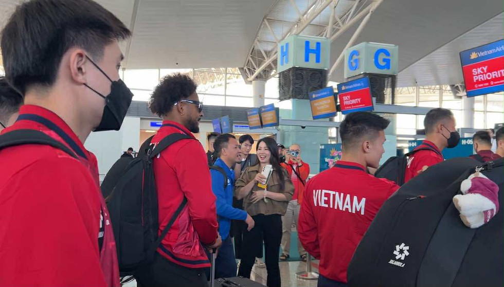 Xuân Son cùng đội tuyển Việt Nam ‘dậy sớm để thành công’: Sang Lào, quyết giành chiến thắng- Ảnh 2.