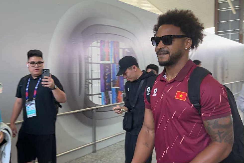 Xuân Son cùng đội tuyển Việt Nam ‘dậy sớm để thành công’: Sang Lào, quyết giành chiến thắng- Ảnh 7.