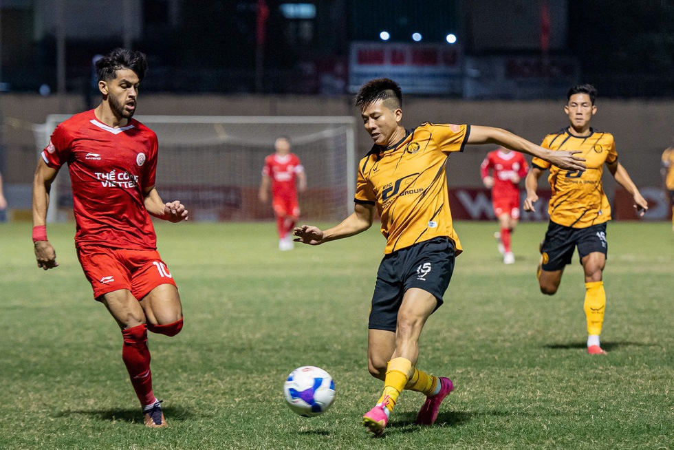 HLV Popov đưa đội bóng cũ xuống vực thẳm, lộ diện đội có nguy cơ rớt hạng- Ảnh 3.