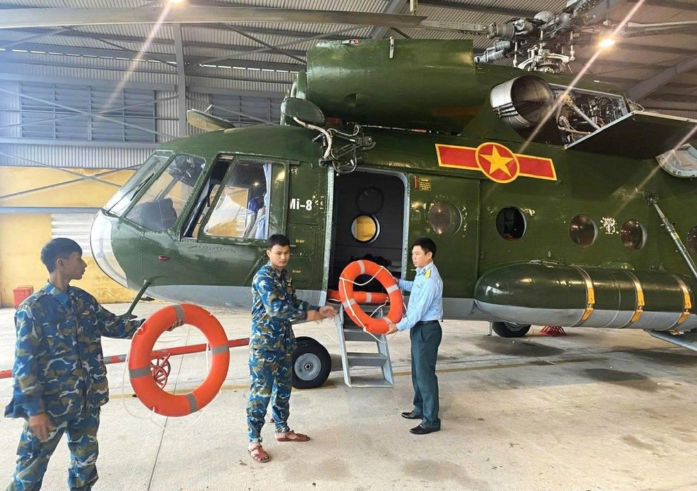 Đ&agrave; Nẵng điều động khẩn cấp h&agrave;ng trăm phao cứu sinh chi viện Gia Lai, Đắk Lắk- Ảnh 2.