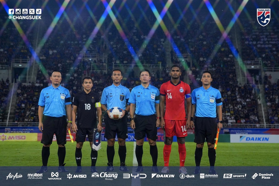 N&oacute;ng: Th&aacute;i Lan ch&iacute;nh thức dời địa điểm thi đấu v&igrave; lũ lụt, U.23 Việt Nam đ&aacute; ở Bangkok- Ảnh 2.