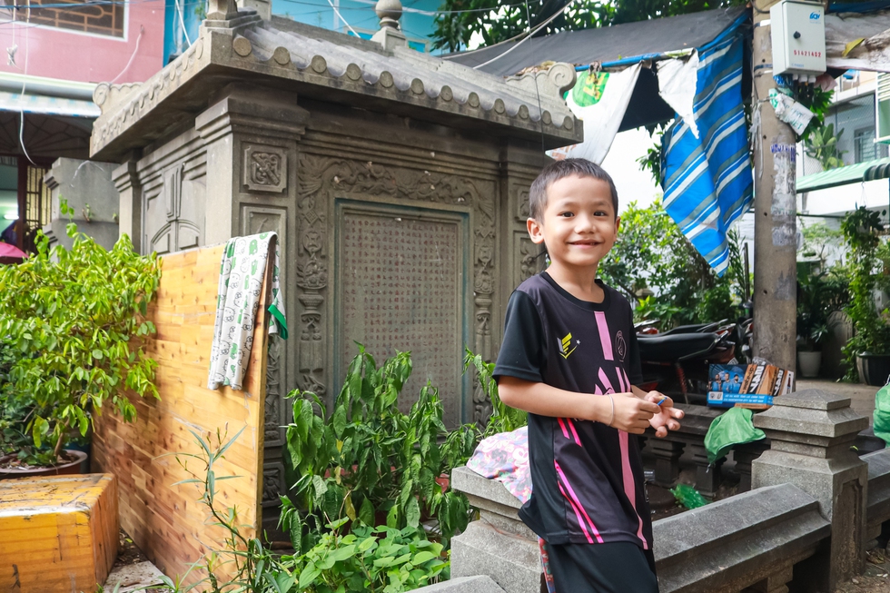 Mộ cổ 123 năm ở TP.HCM: Dấu t&iacute;ch đại gia gi&agrave;u thứ 4 S&agrave;i G&ograve;n xưa- Ảnh 5.