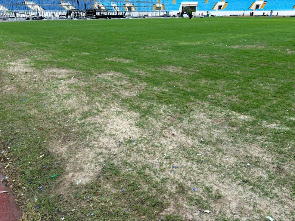 Sân Mỹ Đình không còn lo bị ‘tàn phá’ sau concert ca nhạc, cỏ sẽ không bị chết- Ảnh 3.