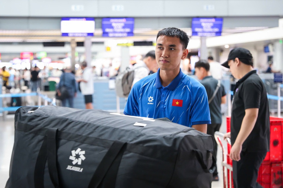 U.23 Việt Nam háo hức lên đường sang Thái Lan, chính thức chiến dịch săn vàng SEA Games 33- Ảnh 4.