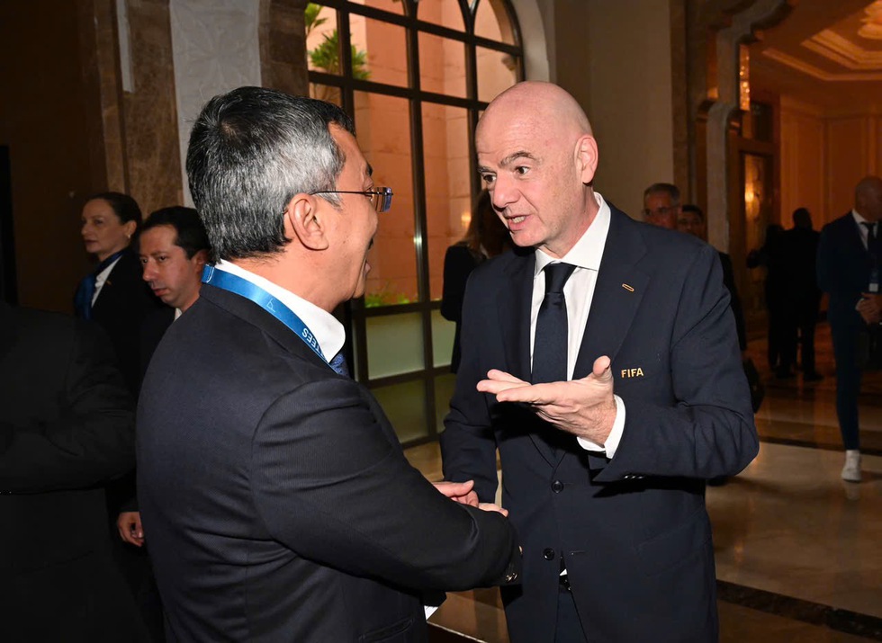 Chủ tịch FIFA ch&uacute;c c&aacute;c đội tuyển b&oacute;ng đ&aacute; Việt Nam gi&agrave;nh HCV SEA Games 33 - Ảnh 2.