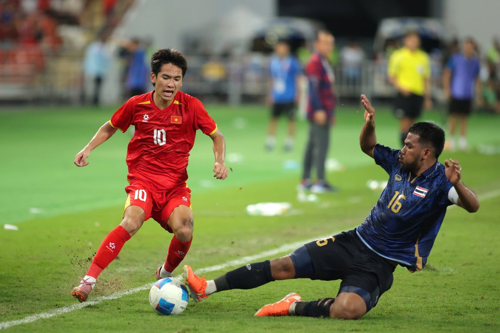 Th&aacute;i Lan mổ xẻ c&aacute;c m&ocirc;n kh&ocirc;ng đạt chỉ ti&ecirc;u SEA Games 33, xo&aacute;y s&acirc;u thất bại của b&oacute;ng đ&aacute;- Ảnh 2.