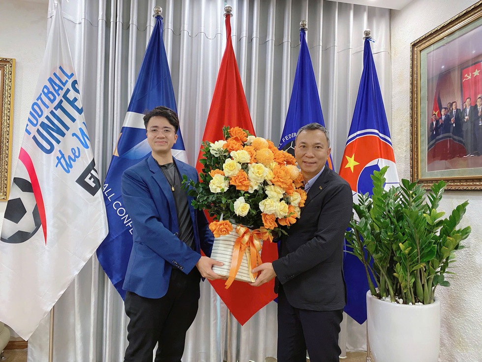 Chủ tịch VFF Trần Quốc Tuấn n&oacute;i cực hay về b&oacute;ng đ&aacute; Việt Nam: &lsquo;T&ocirc;i rất đỗi tự h&agrave;o&rsquo;- Ảnh 1.