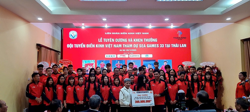 Đội tuyển điền kinh Việt Nam tạo dấu ấn cực đẹp tại SEA Games 33: Nhận thưởng 1 tỉ đồng- Ảnh 1.