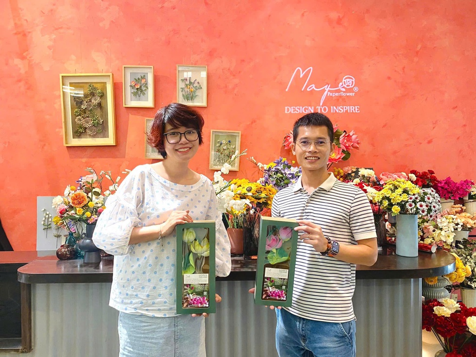 C&ocirc; g&aacute;i đưa hoa giấy ra thế giới- Ảnh 3.