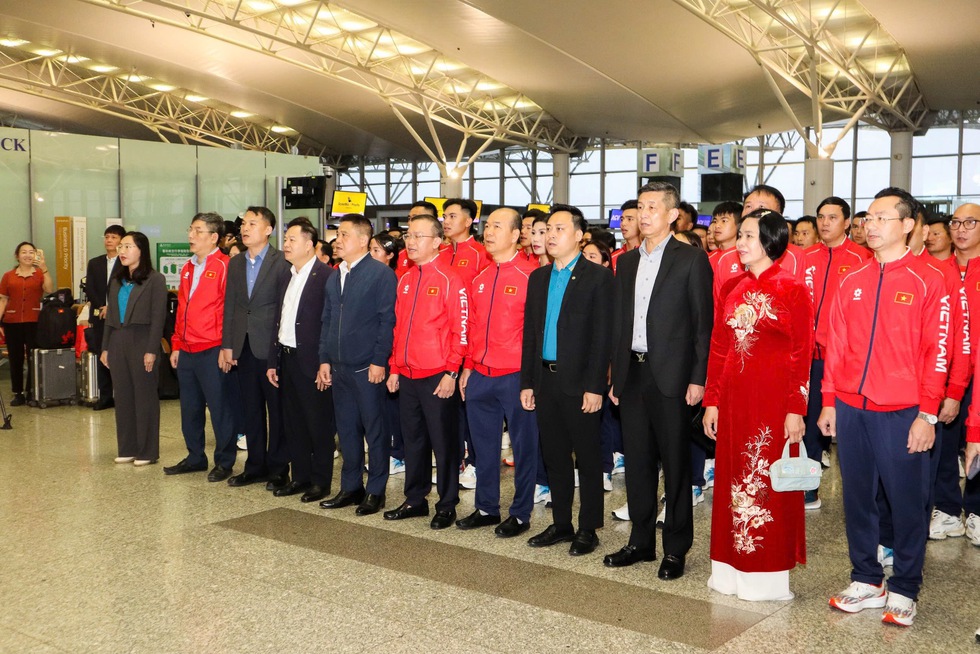 Đoàn thể thao Việt Nam tràn đầy năng lượng lên đường dự SEA Games 33: Quyết mang chiến thắng trở về- Ảnh 1.