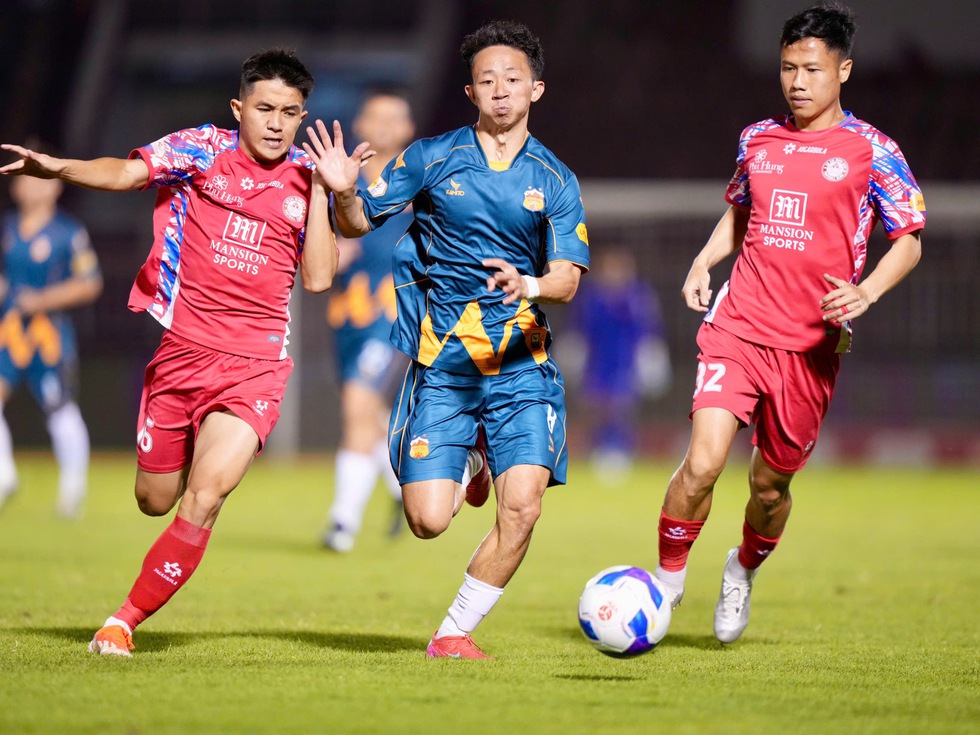 Bảng xếp hạng V-League mới nhất: HAGL ở nấc thang cực thấp, Đ&agrave; Nẵng chưa tho&aacute;t đ&aacute;y- Ảnh 2.