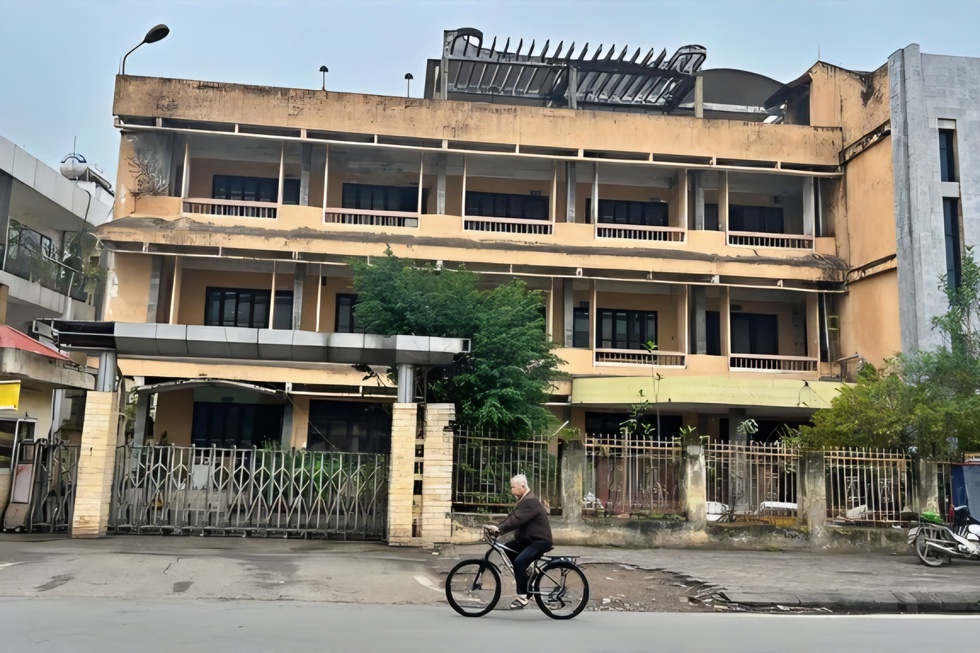 'Địa phương đang rất bối rối xử lý trụ sở dôi dư sau sáp nhập'- Ảnh 2. 'Địa phương đang rất bối rối xử lý trụ sở dôi dư sau sáp nhập'- Ảnh 2.