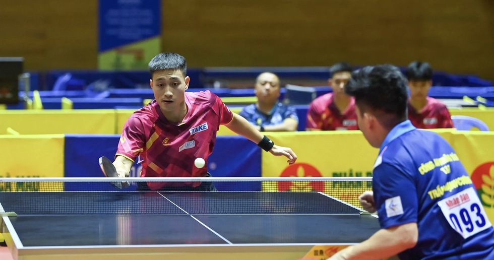 Ngôi sao bóng bàn CAND T&T gây sốc, thắng ngoạn mục cựu vô địch SEA Games Ngôi sao bóng bàn CAND T&T gây sốc, thắng ngoạn mục cựu vô địch SEA Games
