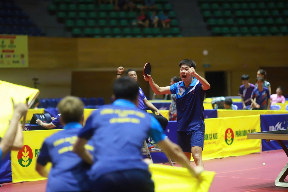 Ngôi sao bóng bàn CAND T&T gây sốc, thắng ngoạn mục cựu vô địch SEA Games- Ảnh 5. Ngôi sao bóng bàn CAND T&T gây sốc, thắng ngoạn mục cựu vô địch SEA Games- Ảnh 5.