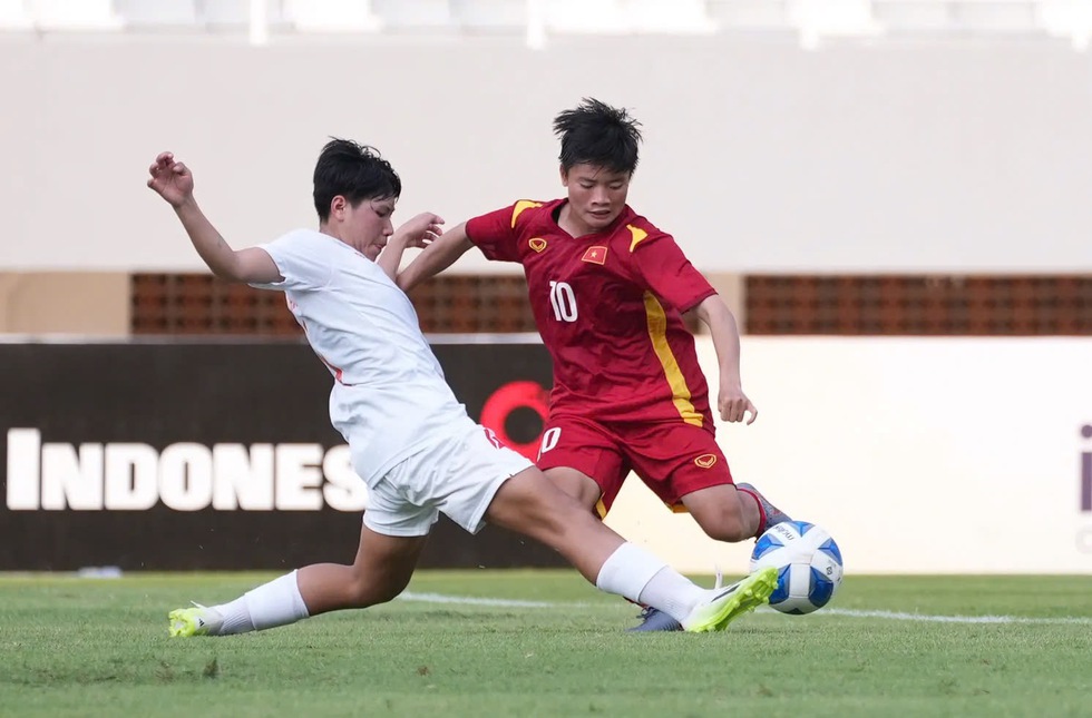 Đội tuyển nữ Việt Nam hội qu&acirc;n: Huỳnh Như vắng mặt, lộ người thay thế bất ngờ- Ảnh 3.