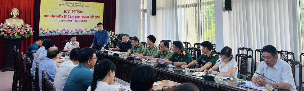 Kịch bản đặc biệt ngày Nam Định nhận cúp vô địch V-League: Sân Thiên Trường mở hội Kịch bản đặc biệt ngày Nam Định nhận cúp vô địch V-League: Sân Thiên Trường mở hội