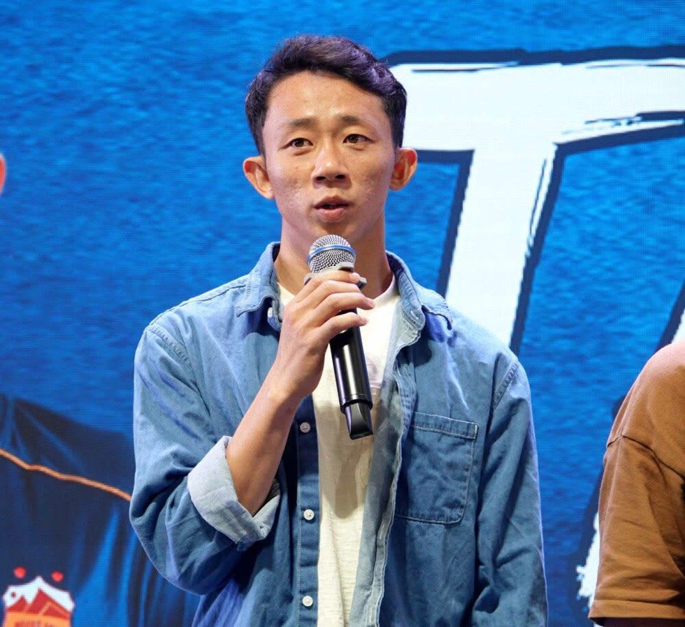 Bầu Đức đi vắng, ông Vũ Tiến Thành nói gì khi HAGL chia tay Minh Vương và 3 ngôi sao khác?- Ảnh 4. Bầu Đức đi vắng, ông Vũ Tiến Thành nói gì khi HAGL chia tay Minh Vương và 3 ngôi sao khác?- Ảnh 4.