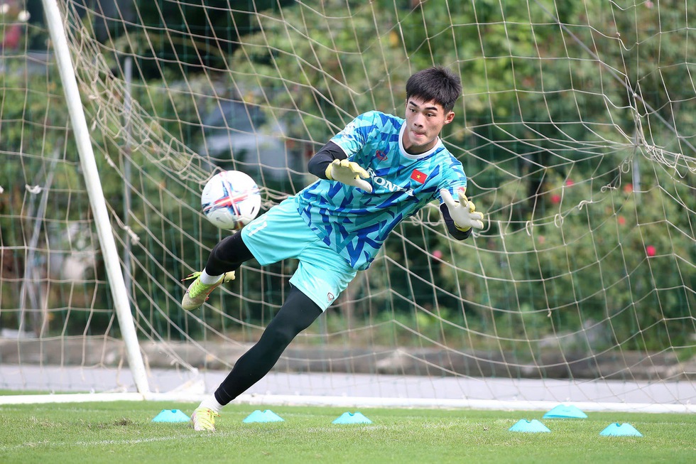 U.23 Việt Nam tìm đối sách ‘vàng’ cho giải Đông Nam Á: Ứng phó đối thủ cực mạnh U.23 Việt Nam tìm đối sách ‘vàng’ cho giải Đông Nam Á: Ứng phó đối thủ cực mạnh