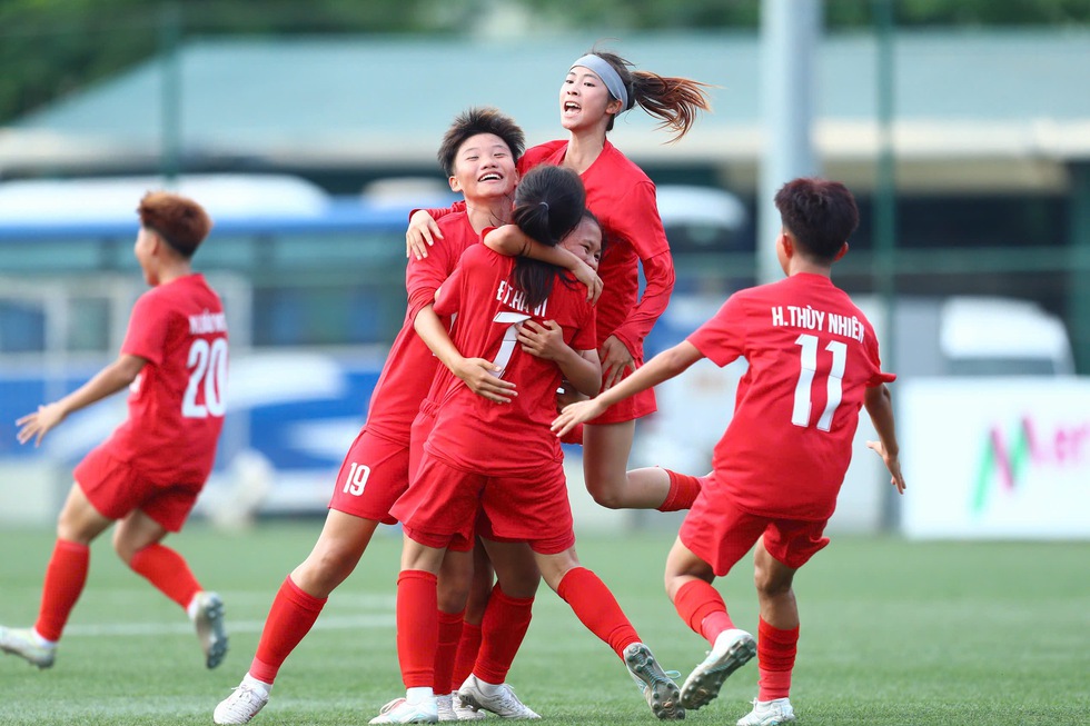U.16 H&agrave; Nội v&ocirc; địch lượt đi giải v&ocirc; địch U.16 nữ quốc gia 2025- Ảnh 1.