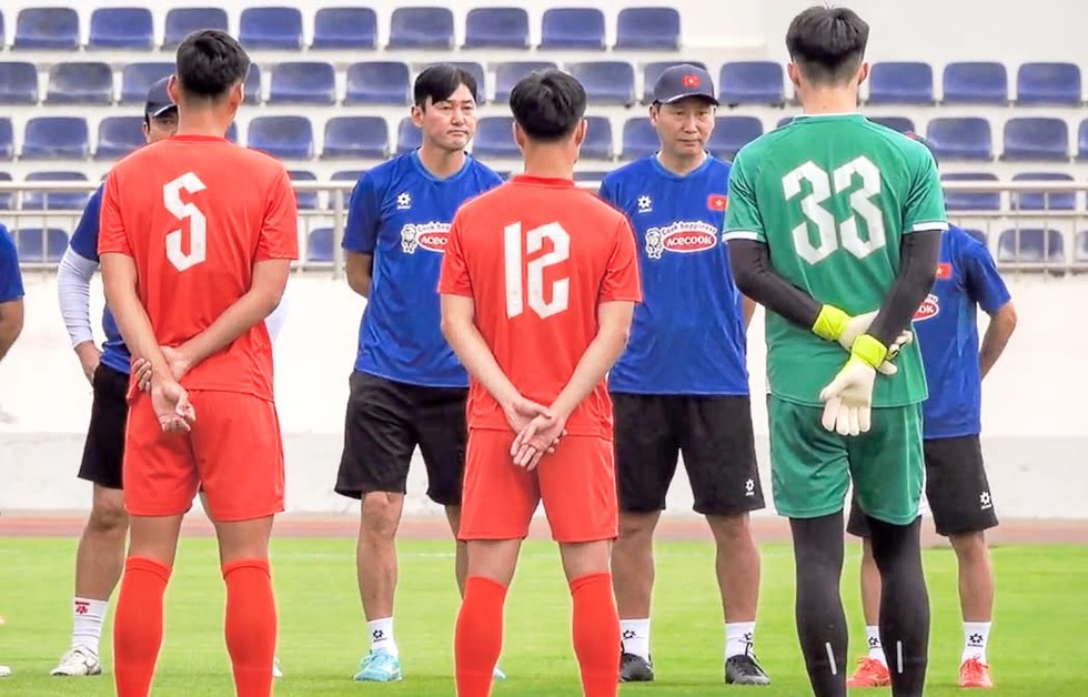 Đội U.22 Việt Nam: Chờ bất ngờ từ nhân tố mới, thầy Kim nói điều bất ngờ Đội U.22 Việt Nam: Chờ bất ngờ từ nhân tố mới, thầy Kim nói điều bất ngờ
