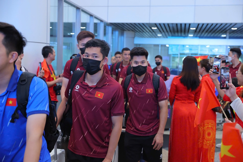Đội tuyển Việt Nam được chào đón nồng hậu tại Malaysia, sẵn sàng đánh bại chủ nhà- Ảnh 13.