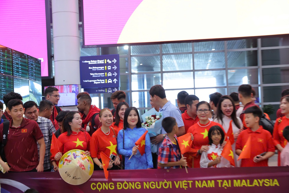 Đội tuyển Việt Nam được chào đón nồng hậu tại Malaysia, sẵn sàng đánh bại chủ nhà- Ảnh 4.