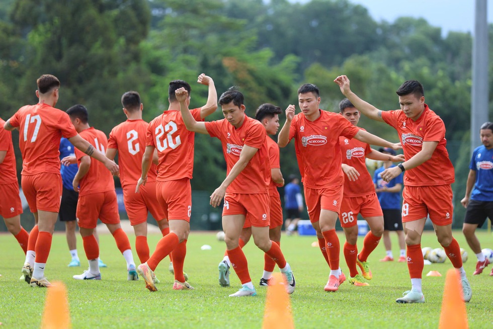 Tại sao đội tuyển Việt Nam không dùng trung phong để đấu Malaysia, có lý do cả đấy!- Ảnh 1.