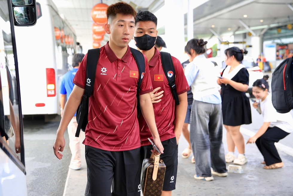 U.23 Việt Nam lên đường dự giải U.23 Đông Nam Á: Quyết mang cúp trở về- Ảnh 8. U.23 Việt Nam lên đường dự giải U.23 Đông Nam Á: Quyết mang cúp trở về- Ảnh 8.
