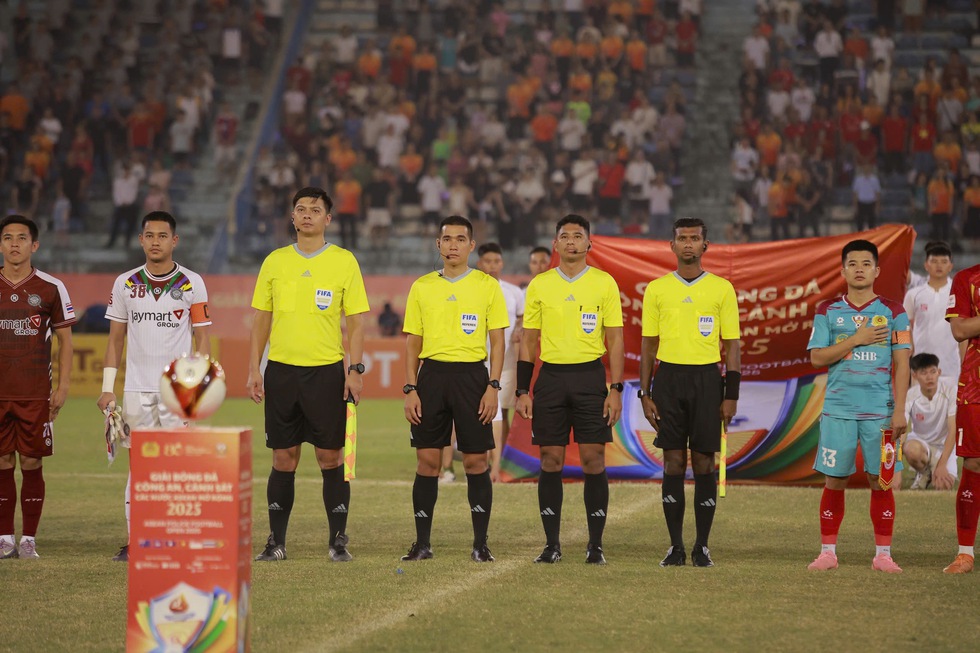 Giải b&oacute;ng đ&aacute; C&ocirc;ng an-Cảnh s&aacute;t th&agrave;nh c&ocirc;ng rực rỡ, thương hiệu Việt Nam được lan tỏa mạnh mẽ- Ảnh 5.