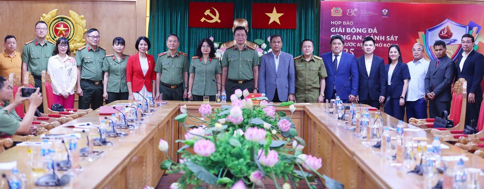 30.000 USD cho đội vô địch giải bóng đá Công an - Cảnh sát ASEAN mở rộng- Ảnh 2.