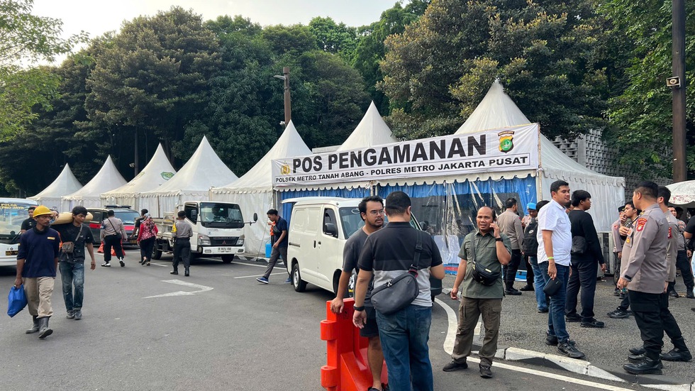 Cảnh sát và đặc nhiệm rất đông, chung kết U.23 Indonesia đại chiến Việt Nam cực nóng! - Ảnh 7.