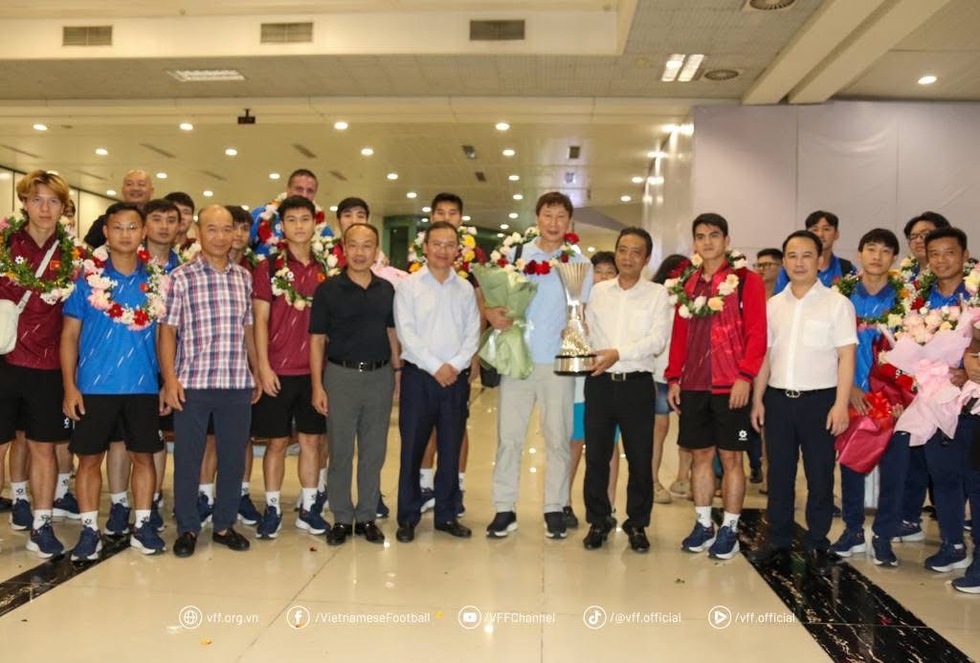 U.23 Việt Nam ca khúc khải hoàn: HLV Kim Sang-sik giao lưu cùng Báo Thanh Niên ngày 31.7- Ảnh 10. U.23 Việt Nam ca khúc khải hoàn: HLV Kim Sang-sik giao lưu cùng Báo Thanh Niên ngày 31.7- Ảnh 10.