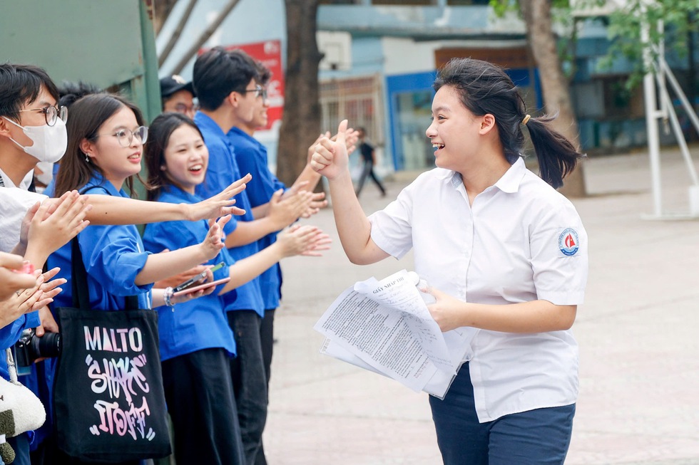 Hà Nội công bố điểm thi vào lớp 10