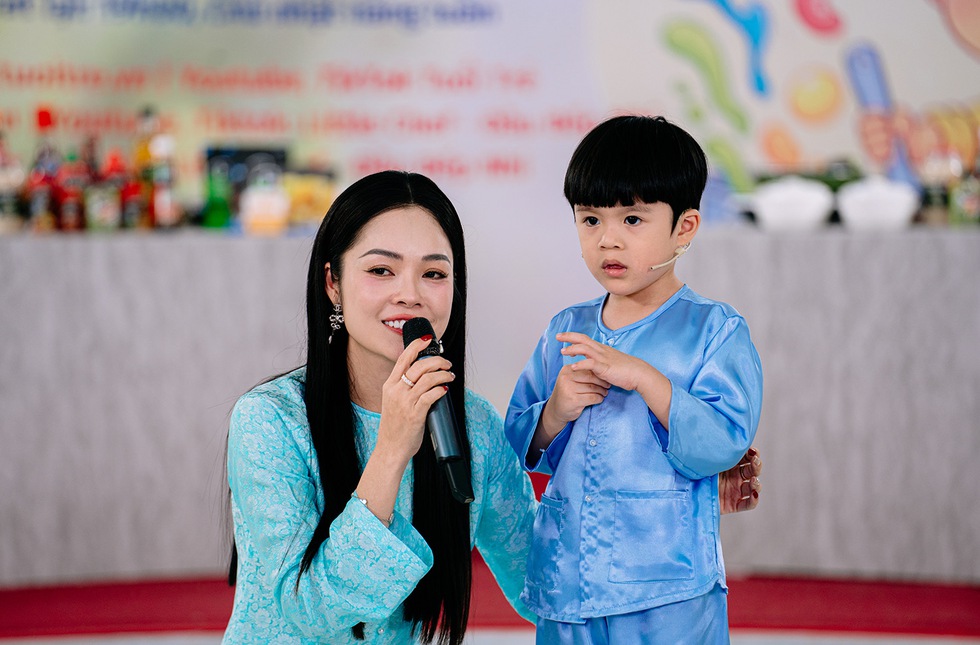 Vy Oanh, Dương Cẩm Lynh bày tỏ kỳ vọng ở con trai - Ảnh 2. Vy Oanh, Dương Cẩm Lynh bày tỏ kỳ vọng ở con trai - Ảnh 2.