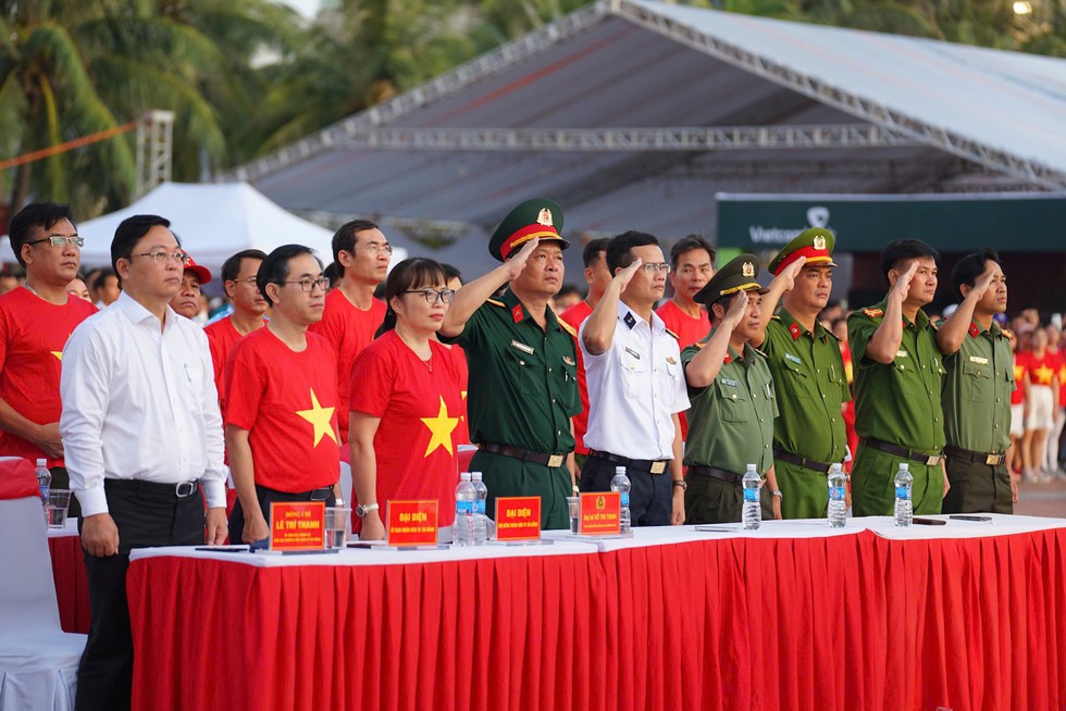 'Cùng Việt Nam tiến bước' ở Đà Nẵng: ‘Cả gia đình tôi đều thấy tự hào!’- Ảnh 5.