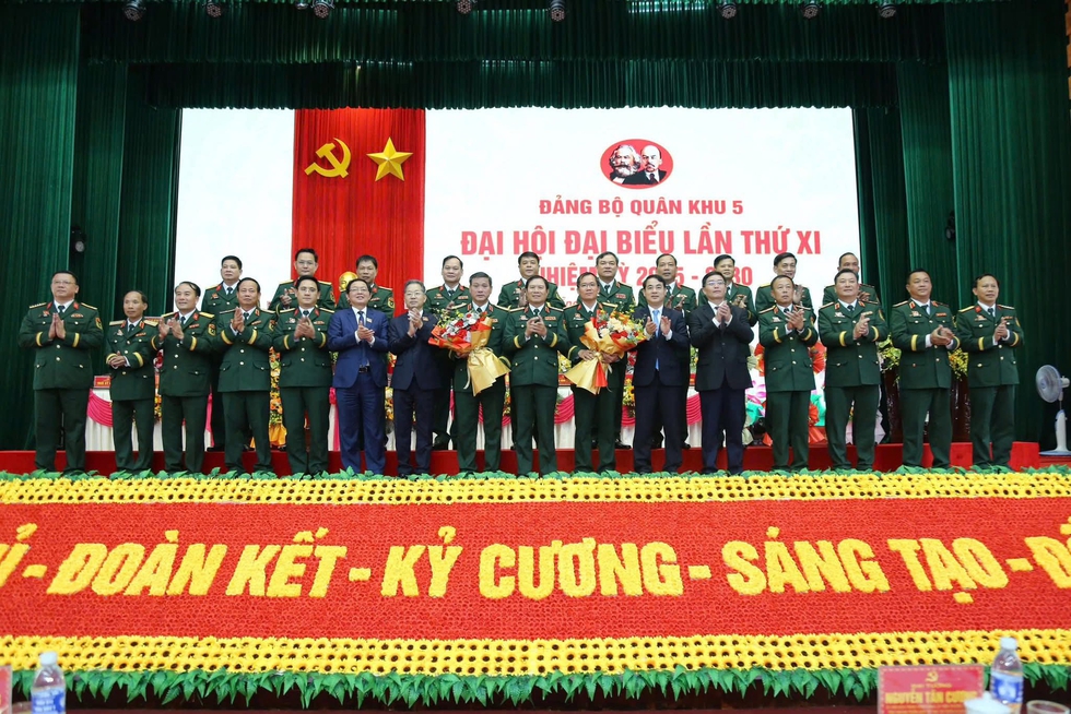 Đảng bộ Quân khu 5: Vững 'thế trận lòng dân', mạnh sẵn sàng chiến đấu - Ảnh 5.