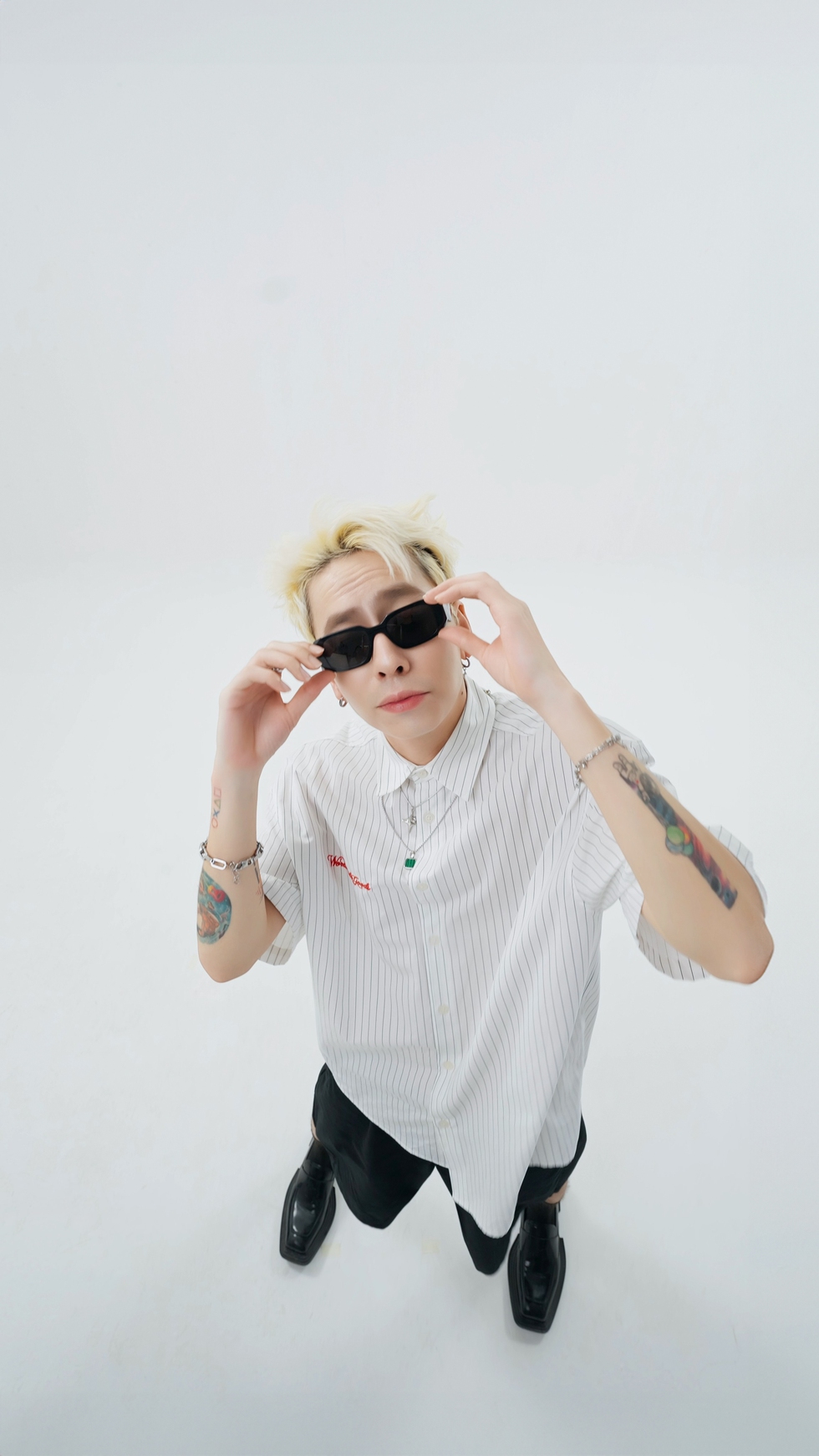 Chủ nh&acirc;n bản hit 'Người &acirc;m phủ' Osad c&ocirc;ng bố hợp t&aacute;c với Onionn  - Ảnh 3.