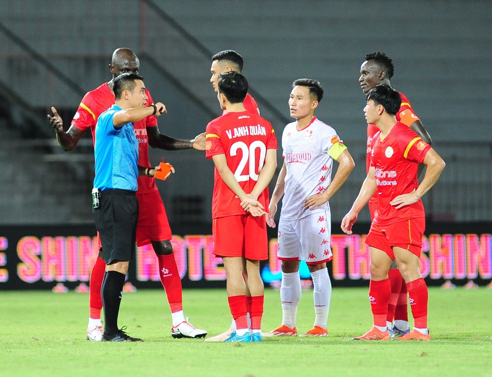 Hải Phòng hóa giải tuyệt chiêu của CLB PVF-CAND, ngược dòng giành 3 điểm ‘nhờ’ người cũ- Ảnh 5.
