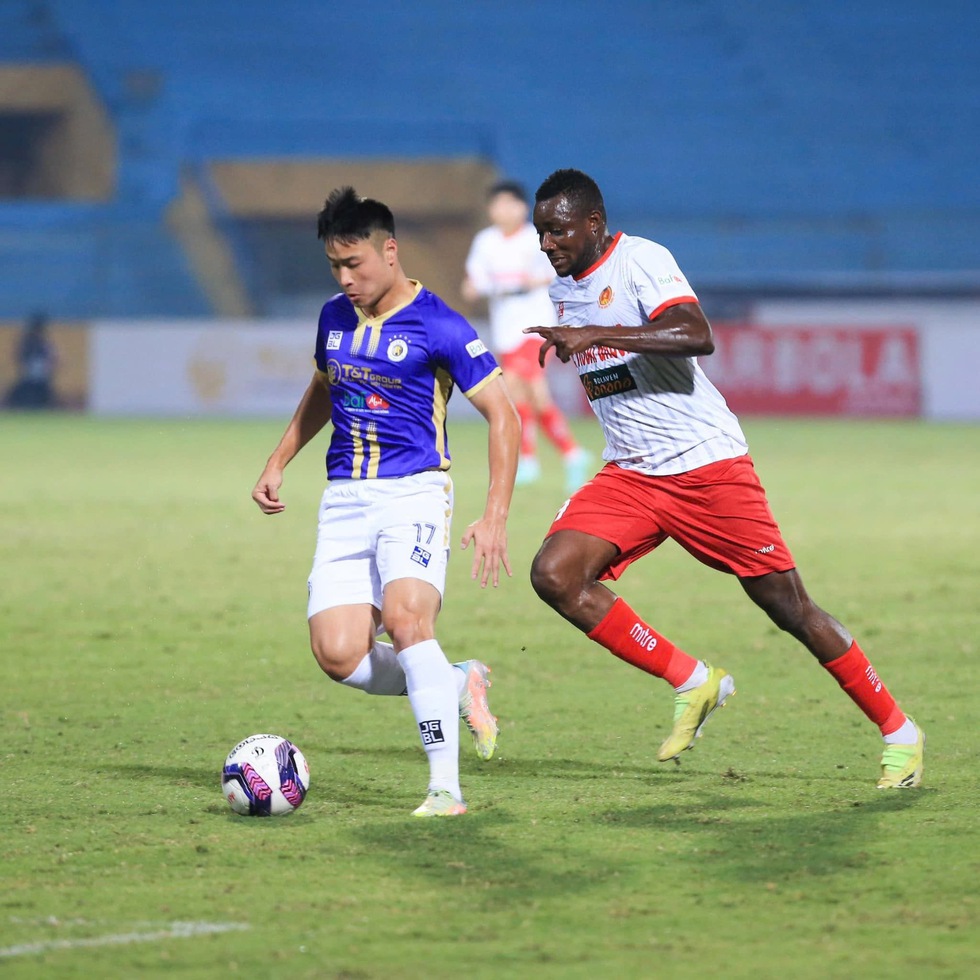 Cơ hội v&agrave;ng cho những nh&acirc;n tố mới đội tuyển Việt Nam: HLV Kim Sang-sik gi&aacute;m s&aacute;t từ xa- Ảnh 7.