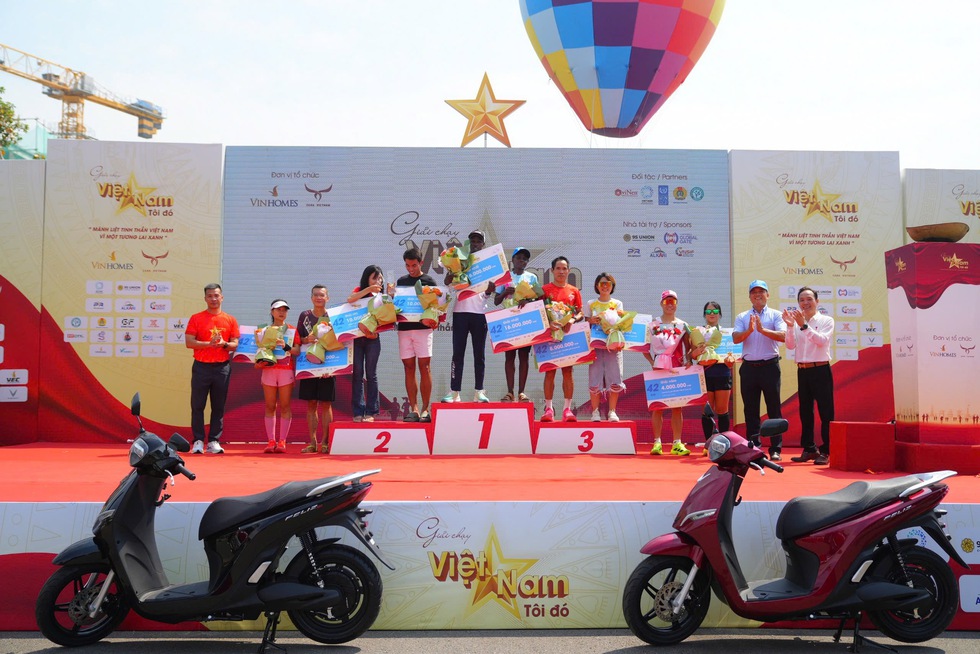 Giải chạy 'Việt Nam t&ocirc;i đ&oacute;' được x&aacute;c lập kỷ lục c&oacute; &yacute; nghĩa rất đặc biệt- Ảnh 6.