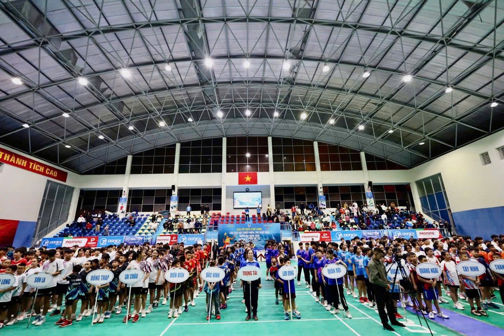 Lựa chọn tài năng từ giải vô địch cầu lông các cây vợt thiếu niên, trẻ xuất sắc - Ảnh 1.