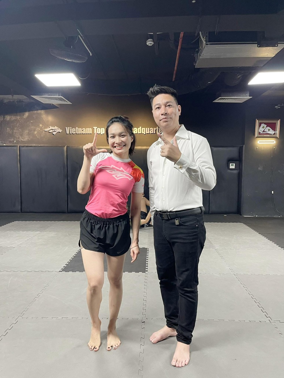 Cận cảnh ‘cô gái MMA’ gây bão mạng, học võ để đủ khả năng tự vệ
- Ảnh 2.